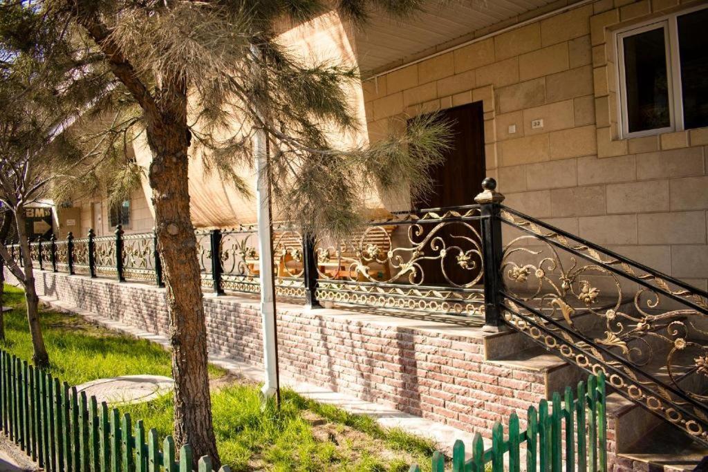 Galeon Hotel Biszkek Zewnętrze zdjęcie